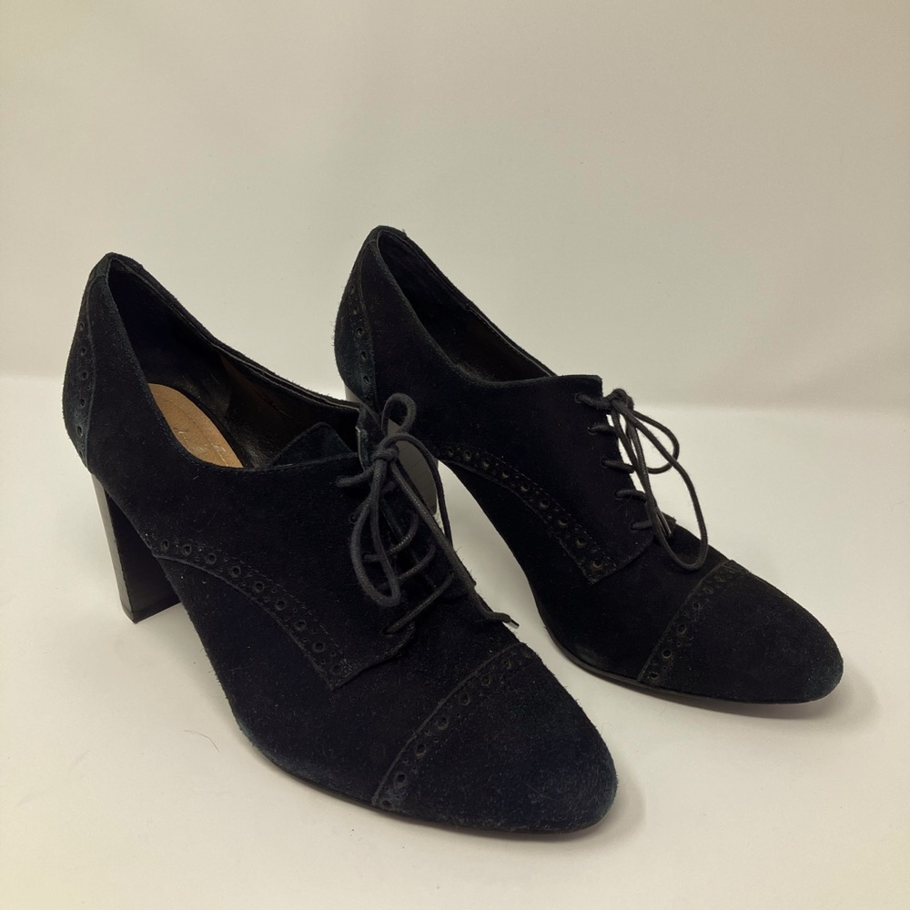 Black vintage inspired stacked heels